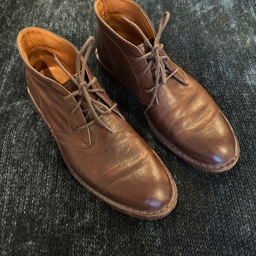 Frye Chukka Boots, Style is Mark 9M